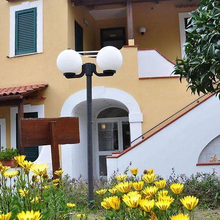 Hotel La Marticana イスキア島 エクステリア 写真