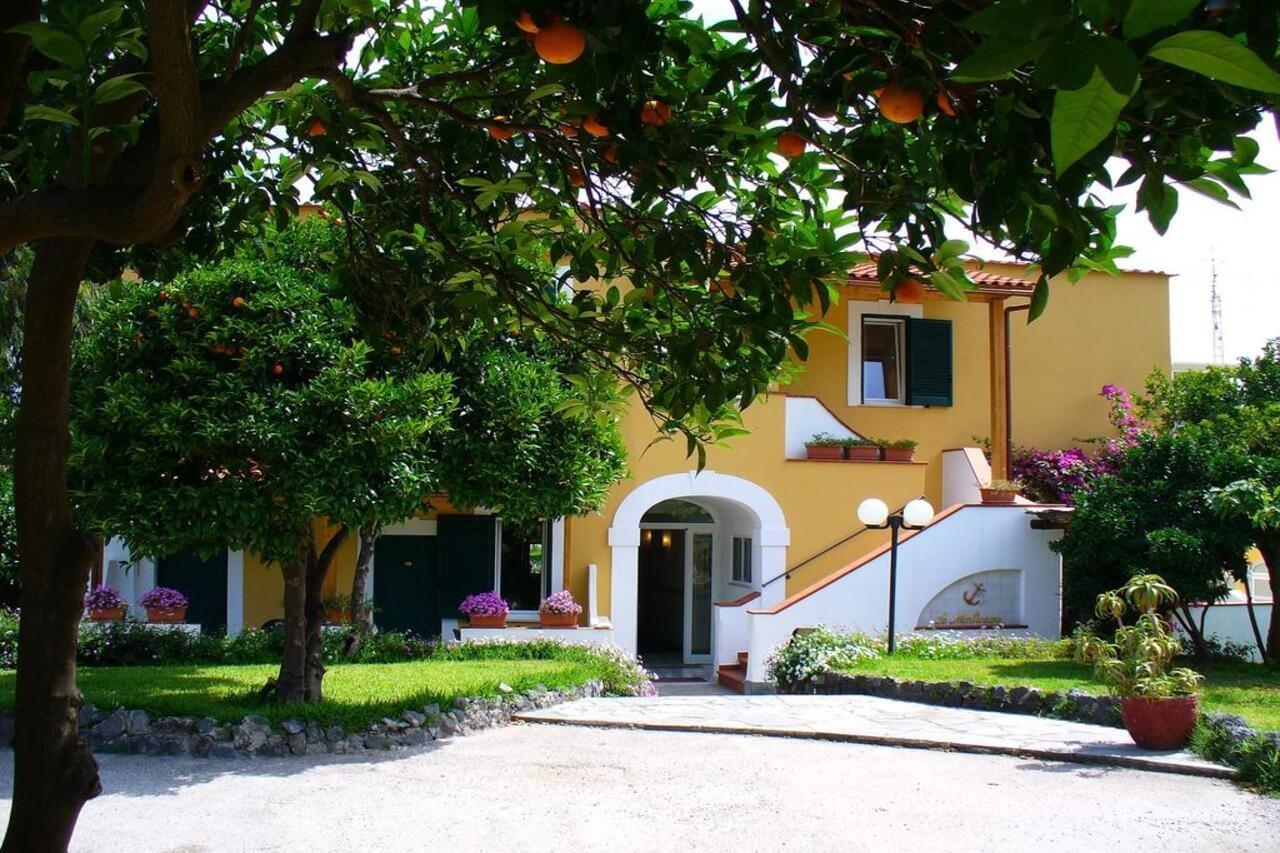 Hotel La Marticana イスキア島 エクステリア 写真