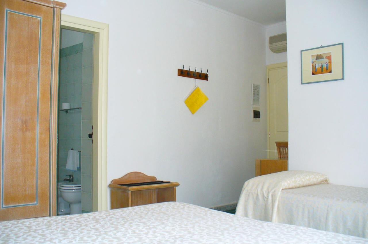 Hotel La Marticana イスキア島 エクステリア 写真