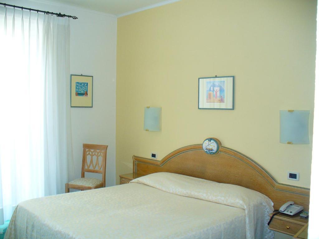 Hotel La Marticana イスキア島 部屋 写真