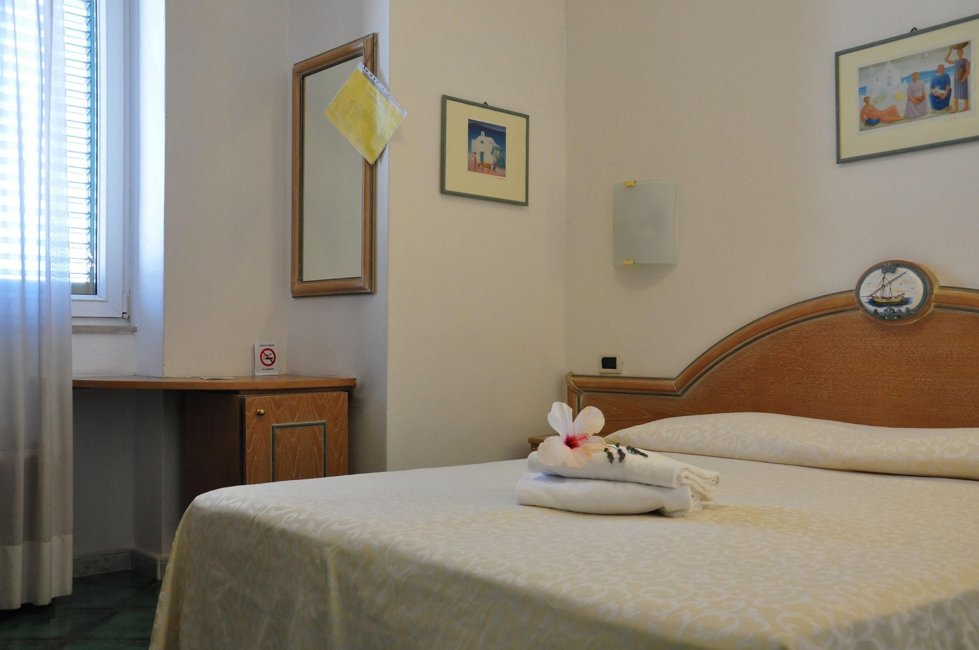 Hotel La Marticana イスキア島 エクステリア 写真