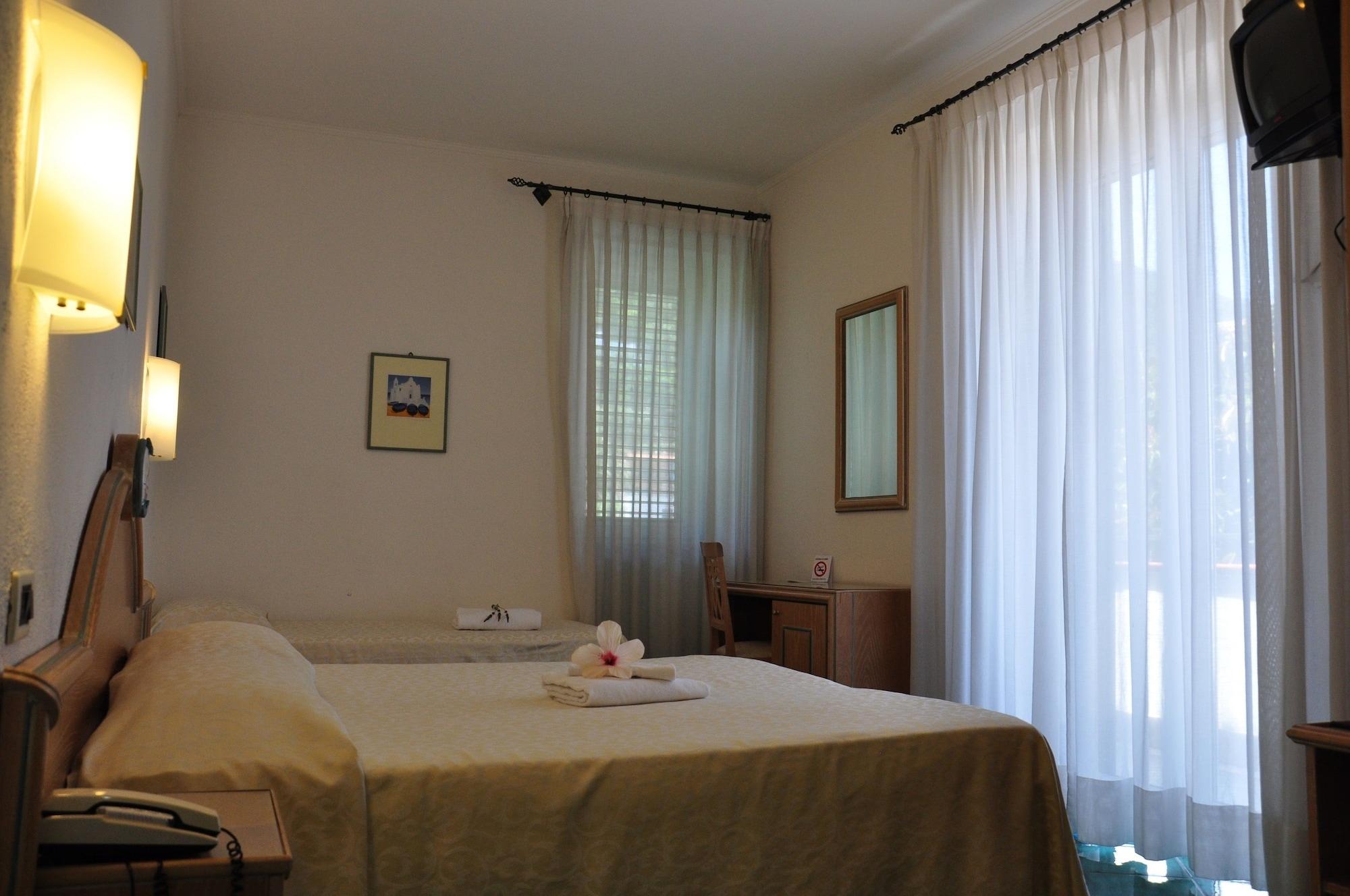Hotel La Marticana イスキア島 エクステリア 写真