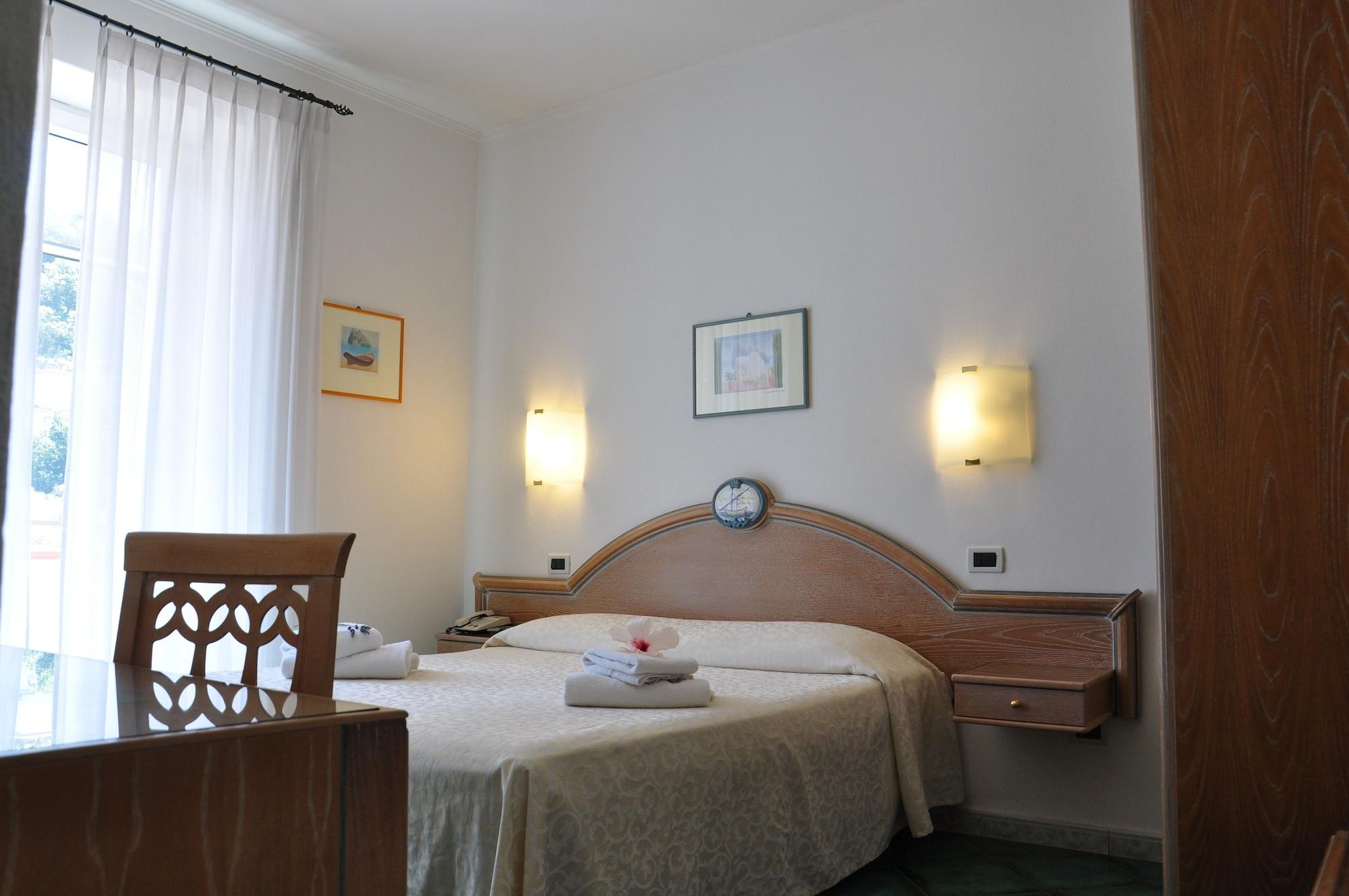Hotel La Marticana イスキア島 エクステリア 写真