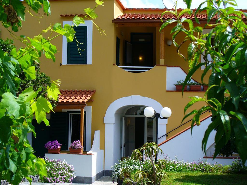 Hotel La Marticana イスキア島 エクステリア 写真